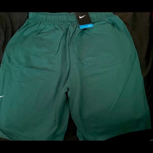 New Men’s Nike Shorts - Picture 5 of 9